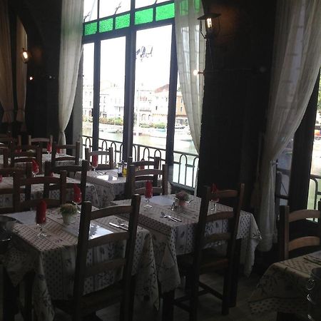 La Galiote Hotel Agde Bagian luar foto
