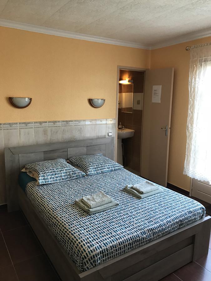 La Galiote Hotel Agde Bagian luar foto